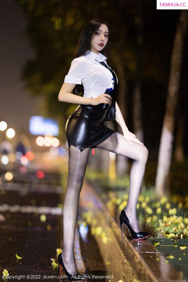 王馨瑶  [XiuRen]高清写真图 2022.04.15 No.4879 王馨瑶yanni第13张图片